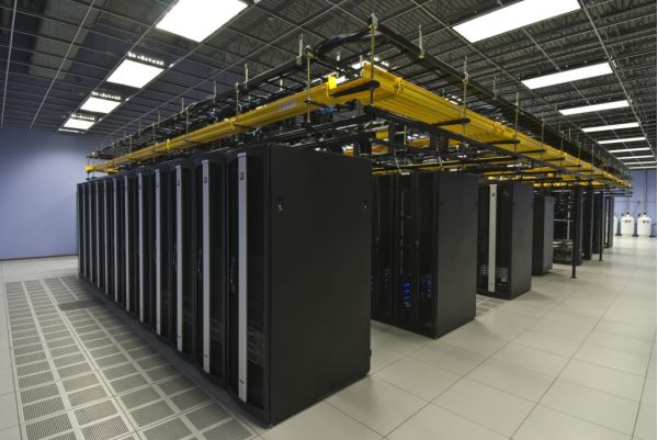 機房數(shù)據(jù)中心集成管理解決方案 構(gòu)建智能高效的計算機系統(tǒng)集成體系